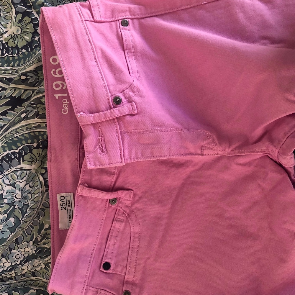 Bubblegum pink Gap Legging Jean size 25/0